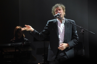  27/11/09 / AMPHITEA / Angers : concert d'Alain Souchon, spectacle : ‟Alain Souchon est chanteur‟.